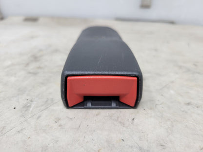 2022 CAMARO REAR SEAT BELT BUCKLE 84496659 27224 - image 3