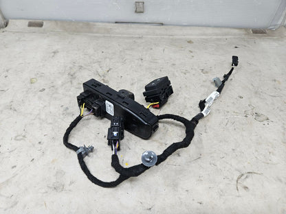 2022 CAMARO RH DOOR PANEL WIRING & SWITCHES 27260 - image 4