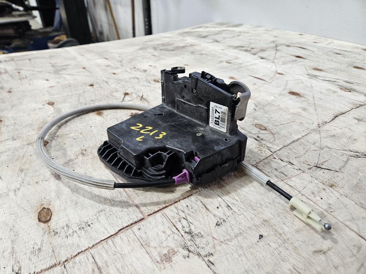2022 CAMARO LH DOOR LATCH LOCK ACTUATOR 13533585 27262 - image 3