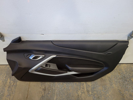 2018 CAMARO RH PASSENGER FRONT DOOR PANEL COUPE 27287 - image 2
