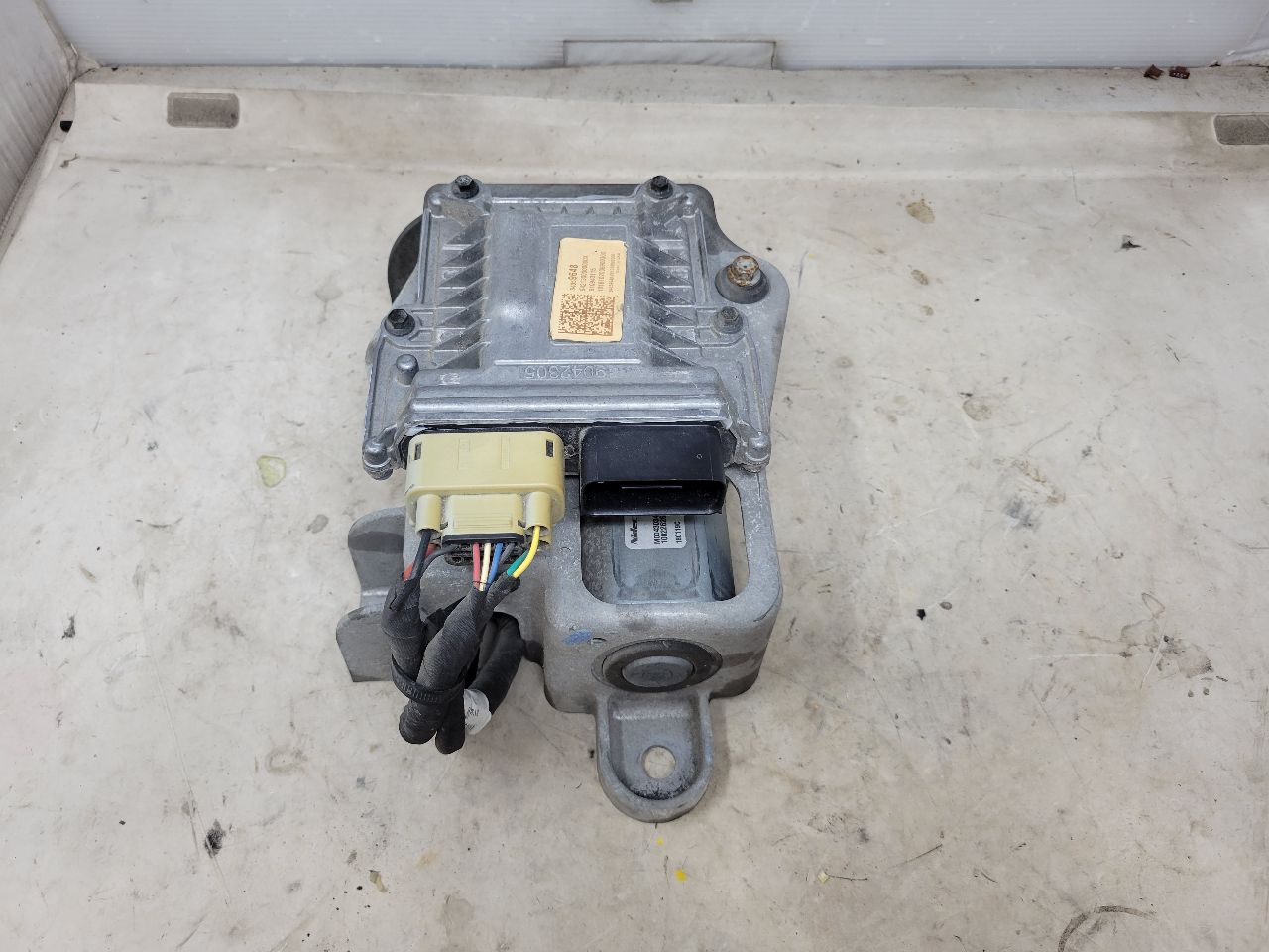 2018 CAMARO ELECTRONIC DIFF HYDRAULIC PUMP MODUL 27289 - image 2