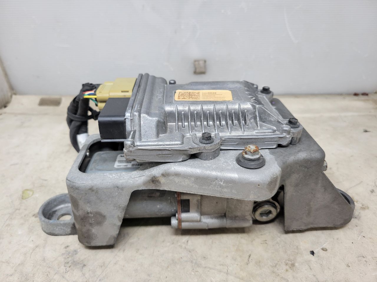 2018 CAMARO ELECTRONIC DIFF HYDRAULIC PUMP MODUL 27289 - image 3