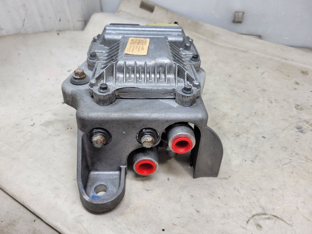 2018 CAMARO ELECTRONIC DIFF HYDRAULIC PUMP MODUL 27289 - image 4