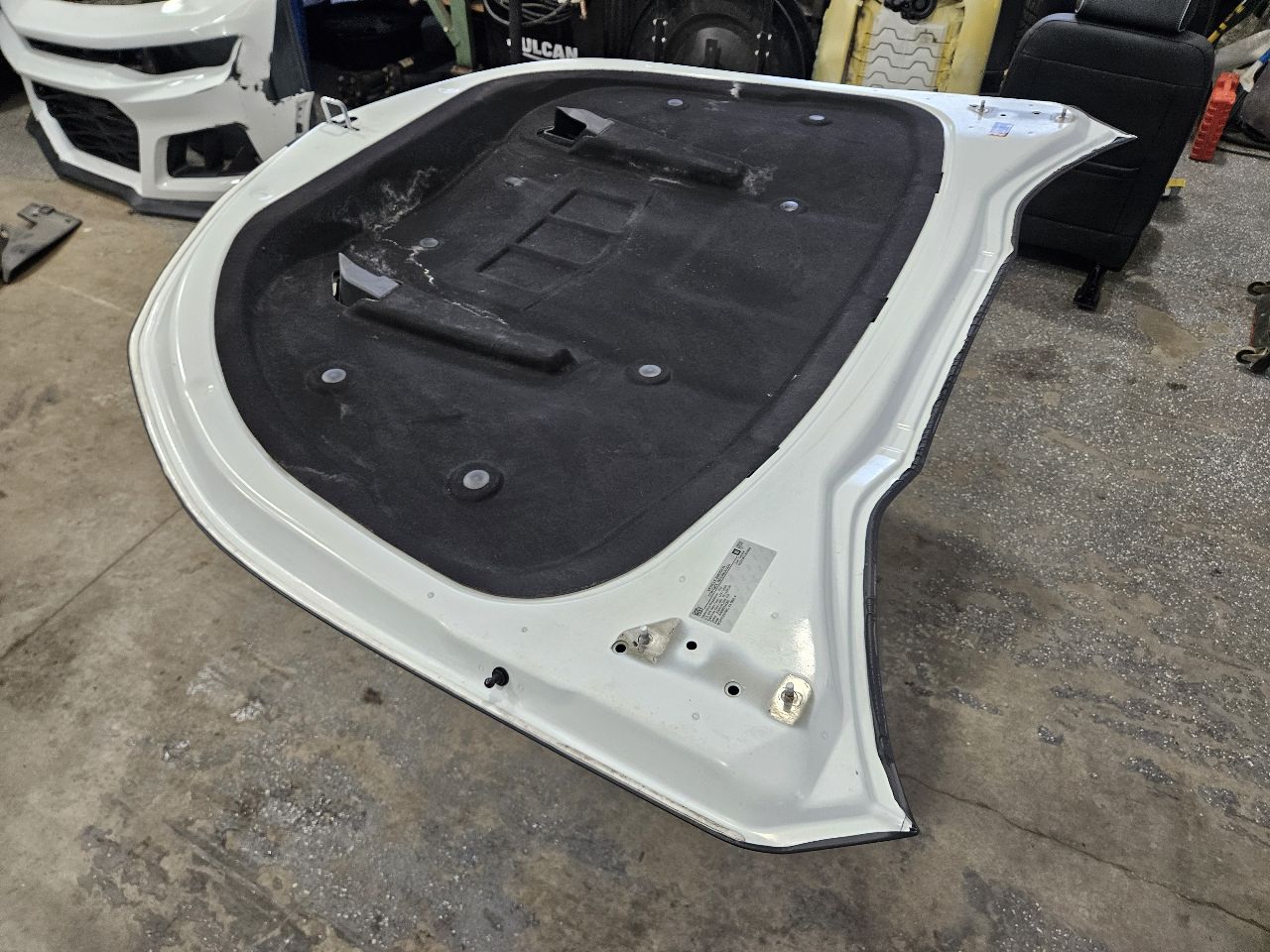 2018 CAMARO SS 1LE HOOD WHITE W/OEM VINYL WRAP 27302 - image 20