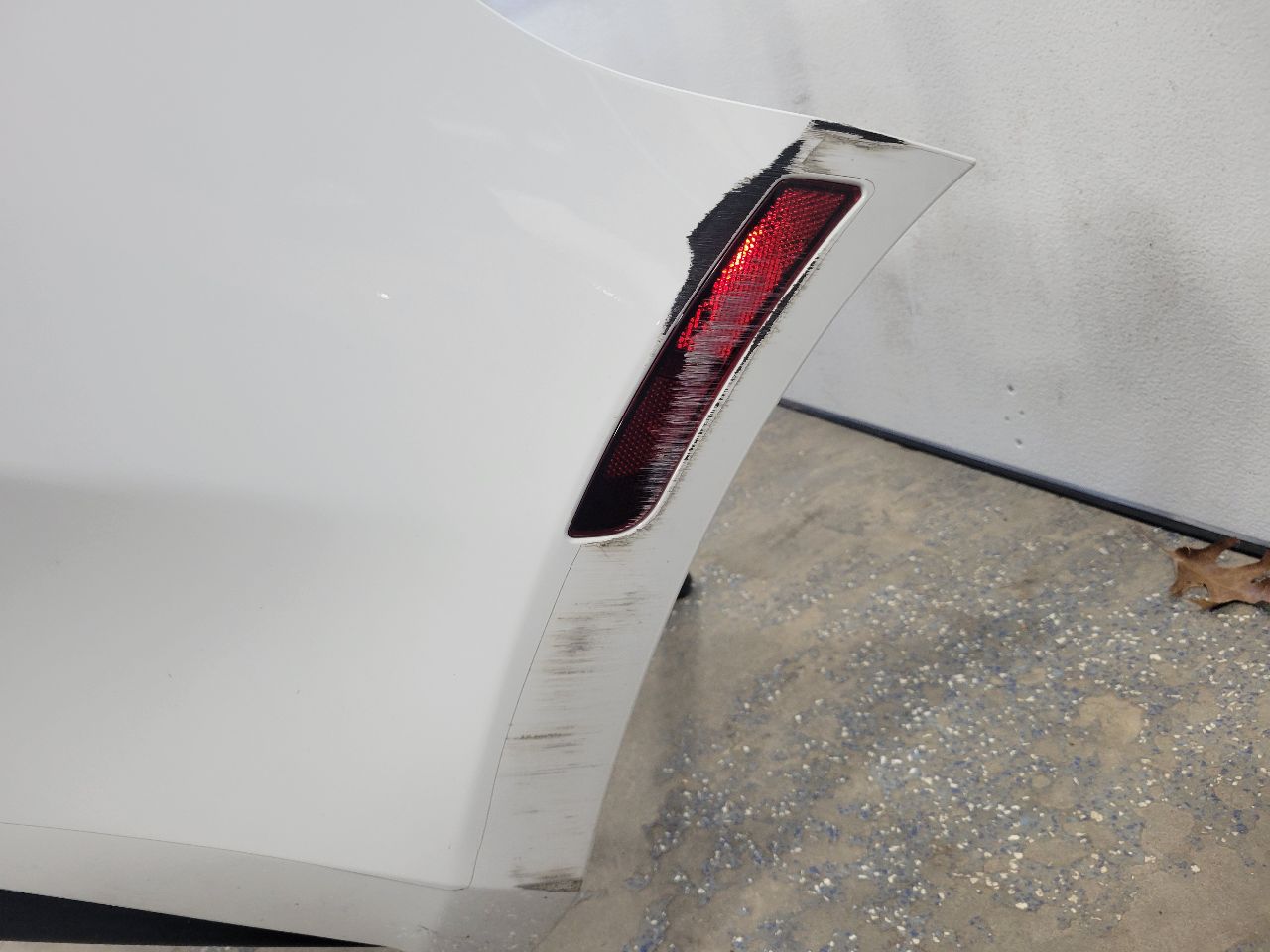 2018 CAMARO SS BUMPER QUAD OUTLET WHITE 9S1 6S1 27319 - image 3