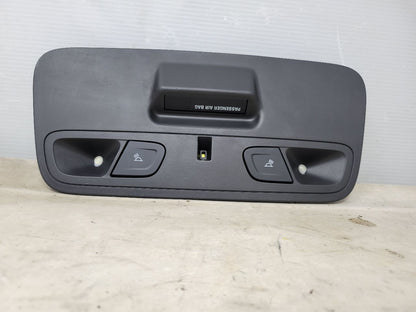 2018 CAMARO OVERHEAD CONSOLE DOME LIGHT 27337 - image 1