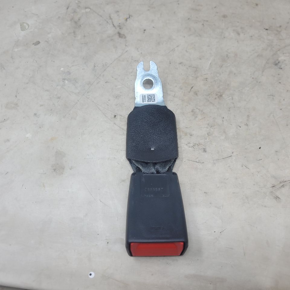 2018 CAMARO REAR SEAT BELT BUCKLE 84002412 27354 - image 7