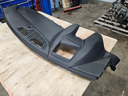 2018 CAMARO UPPER DASH PANEL W/HUD CUTOUT & BAG 27366 - image 9