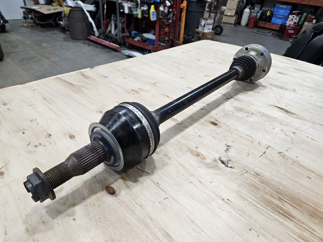 2018 CAMARO SS 1LE RH PASSENGER REAR AXLE 19K 27369 - image 2