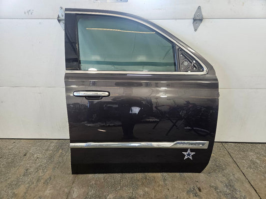2015 ESCALADE RH FRONT DOOR IRIDIUM GXG 121V 27404 - image 1