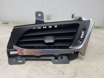 2015 ESCALADE RH PASSENGER OUTER DASH VENT 27431 - image 1