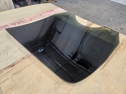 2013 ESCALAESV LH DRIVER REAR DOOR GLASS 15140721 27475 - image 8