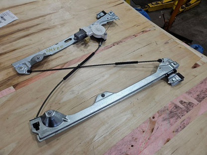 2013 ESCALAESV RH REAR DOOR WINOW REGULATOR MOTOR 27480 - image 3