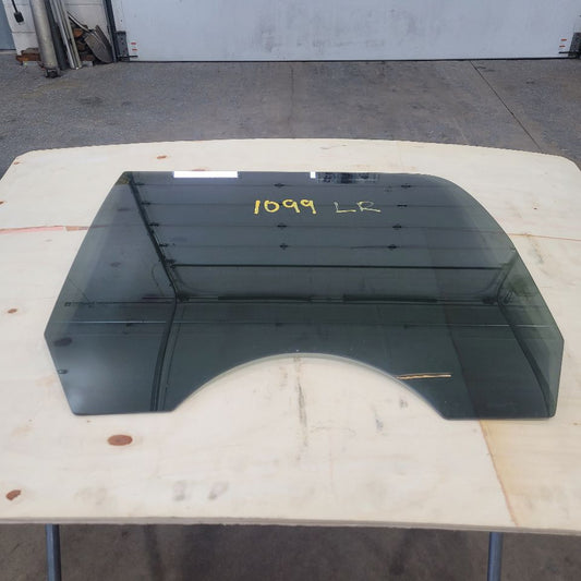 2009 ESCALAESV LH DRIVER REAR DOOR GLASS ESV 27495 - image 1