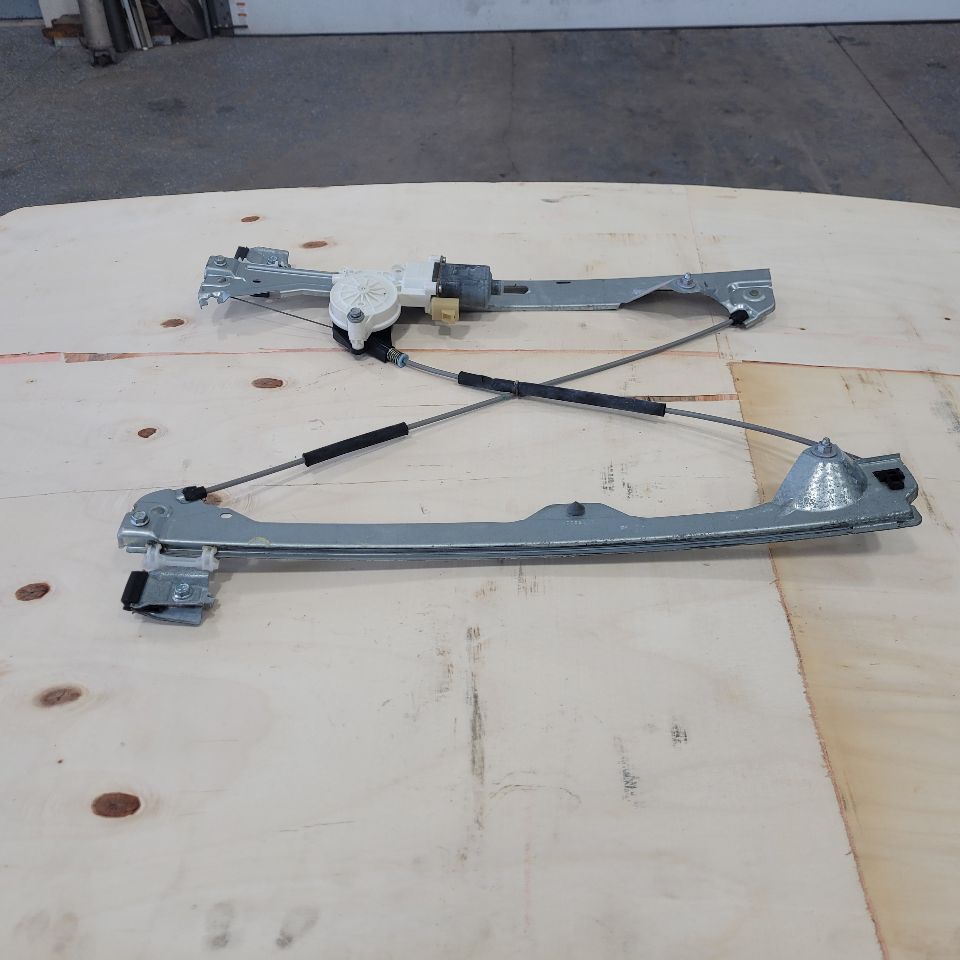 2009 ESCALAESV LH REAR WINDOW REGULATOR & MOTOR 27497 - image 3