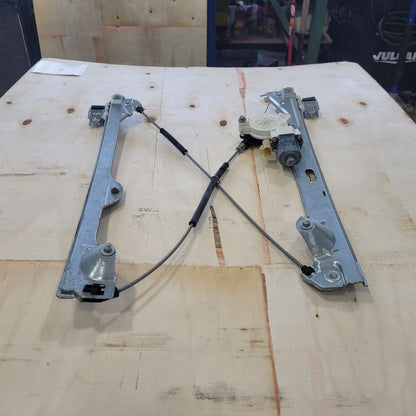 2009 ESCALAESV LH REAR WINDOW REGULATOR & MOTOR 27497 - image 4
