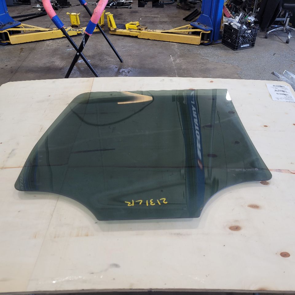 2014 ESCALADE LH DRIVER REAR DOOR GLASS 27510 - image 7
