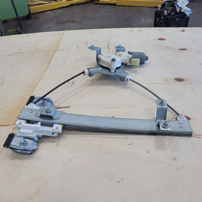 2014 ESCALADE LH REAR WINDOW REGULATOR & MOTOR 27512 - image 3
