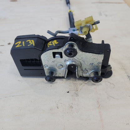 2014 ESCALADE RH REAR DOOR LATCH LOCK ACTUATOR 27515 - image 2