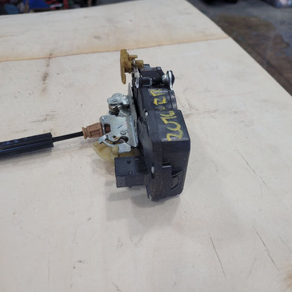 2013 ESCALAESV RH REAR DOOR LOCK LATCH ACTUATOR 27528 - image 3