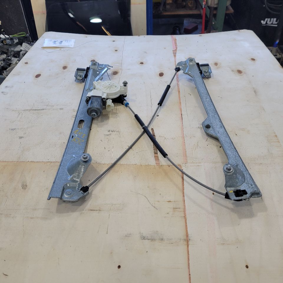 2007 ESCALAEXT RH REAR WINDOW REGULATOR & MOTOR 27536 - image 4