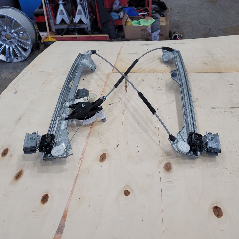 2007 ESCALAEXT RH REAR WINDOW REGULATOR & MOTOR 27536 - image 7