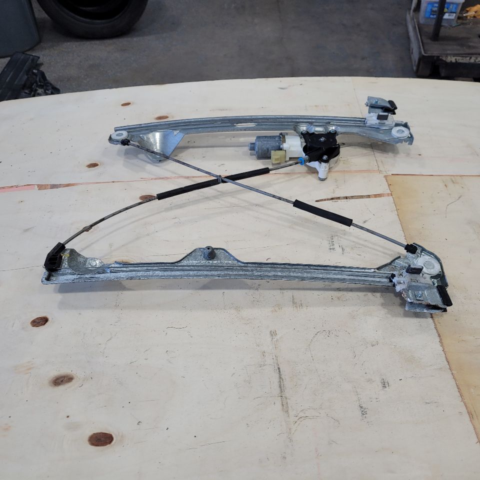 2007 ESCALAEXT LH REAR WINDOW REGULATOR & MOTOR 27545 - image 6