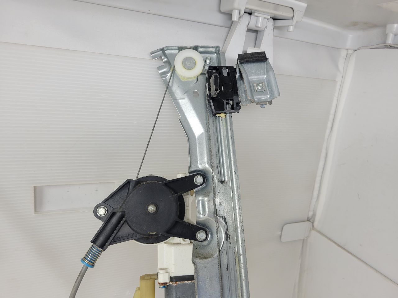 2008 YUKONXL15 RH REAR WINDOW REGULATOR & MOTOR 27553 - image 13