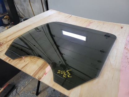 2008 YUKONXL15 RH PASSENGER REAR DOOR GLASS 27554 - image 2