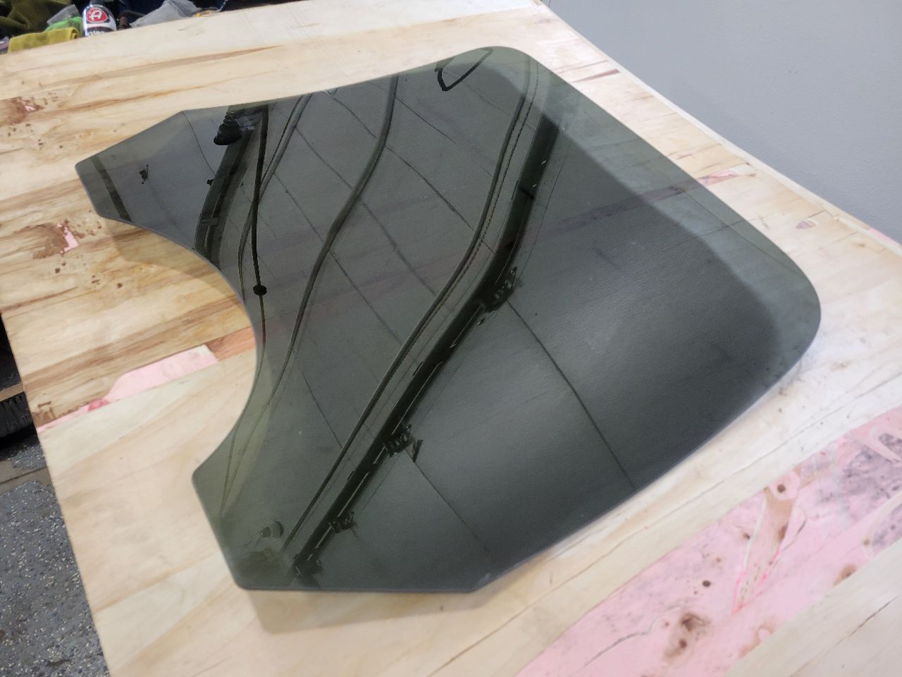2008 YUKONXL15 RH PASSENGER REAR DOOR GLASS 27554 - image 9