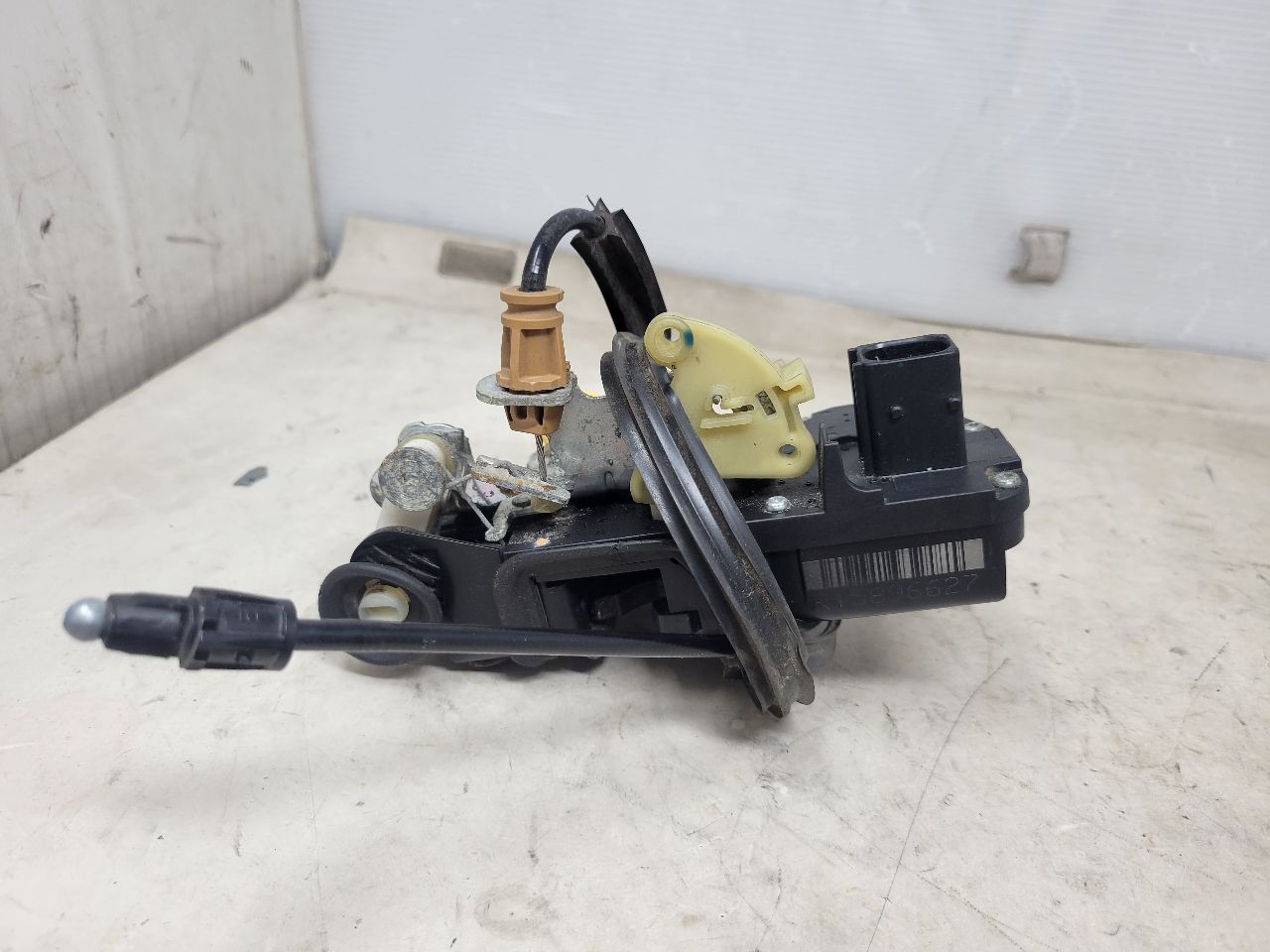 2008 YUKONXL15 OEM RH REAR DOOR LATCH LOCK ACTUATOR 27556 - image 1