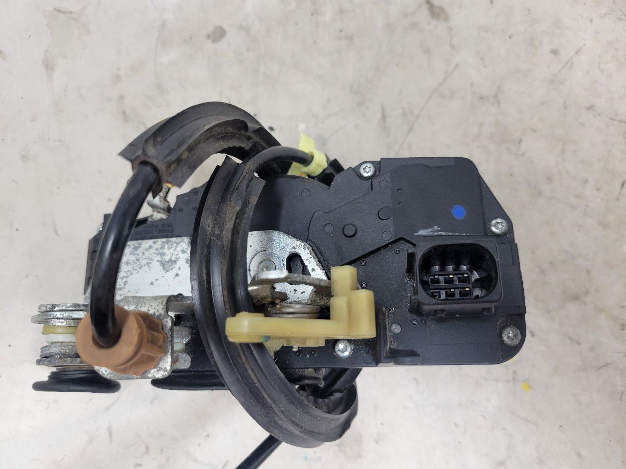 2008 YUKONXL15 OEM RH REAR DOOR LATCH LOCK ACTUATOR 27556 - image 11