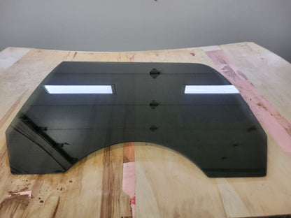 2013 ESCALAESV LH DRIVER REAR DOOR GLASS 27564 - image 2
