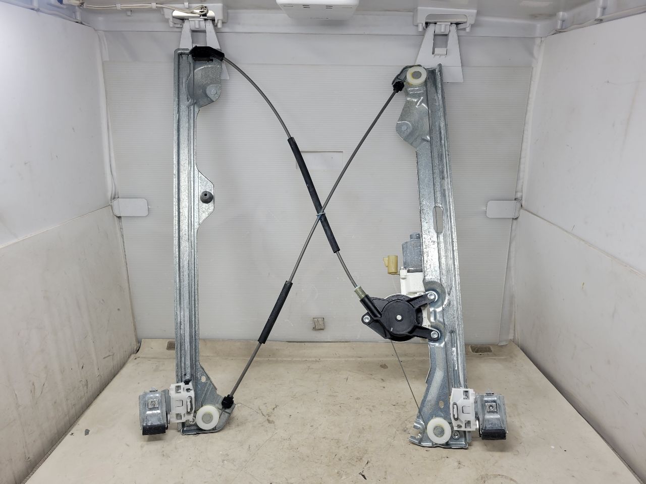 2013 ESCALAESV LH REAR WINDOW REGULATOR & MOTOR 27565 - image 5
