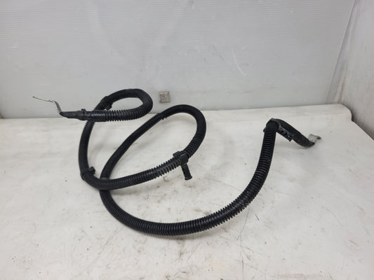 2015 ESCALADE BATTERY TO FUSE BOX POSITIVE CABLE 27579 - image 1