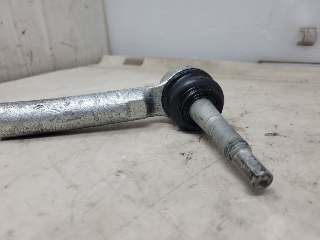 2015 ESCALADE OUTER TIE ROD 27583 - image 7