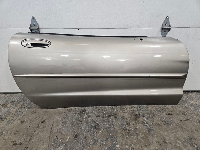 1998 CORVETTE RH PASSENGER PEWTER METALLIC 11U 27608 - image 1