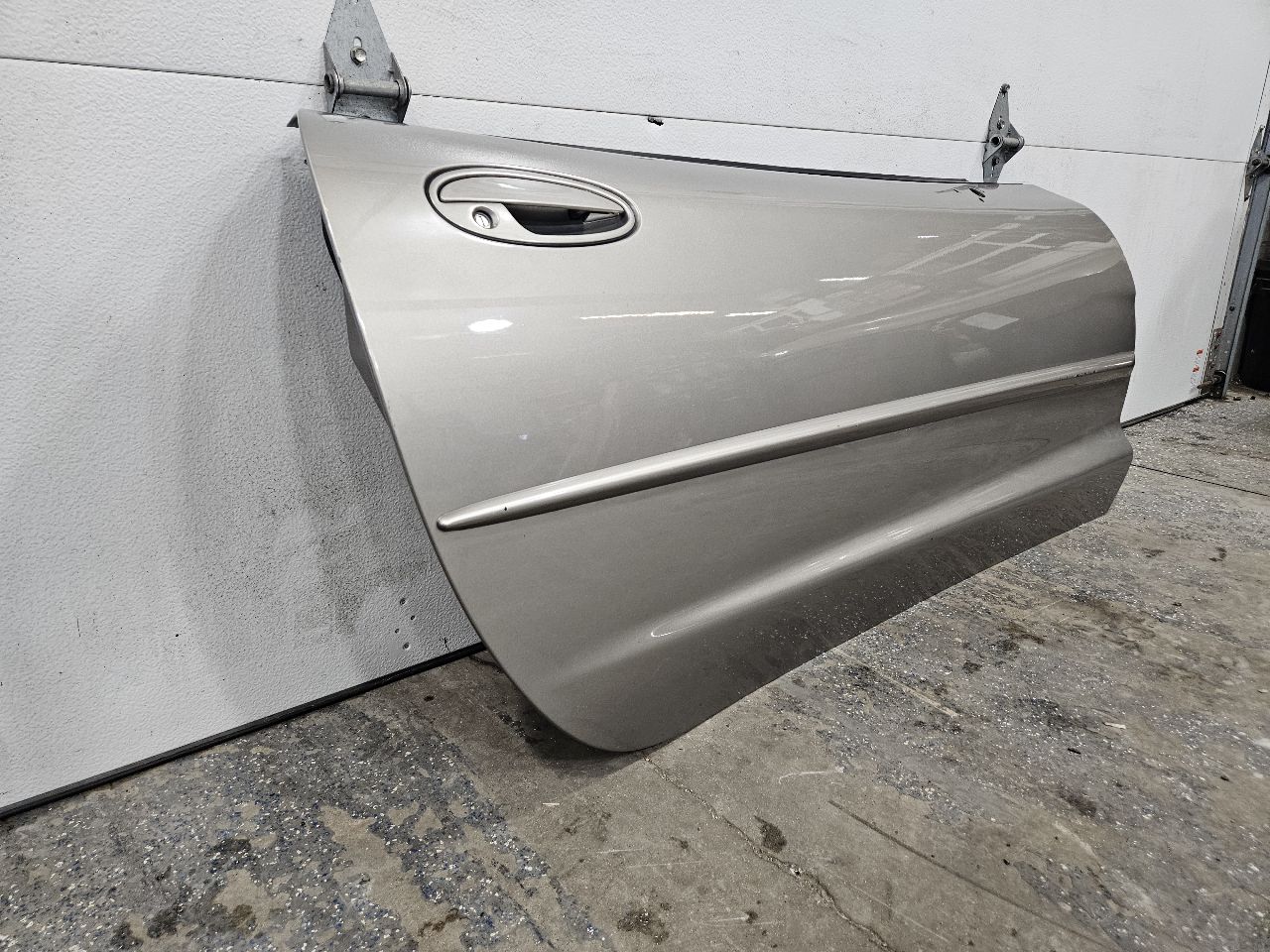 1998 CORVETTE RH PASSENGER PEWTER METALLIC 11U 27608 - image 4