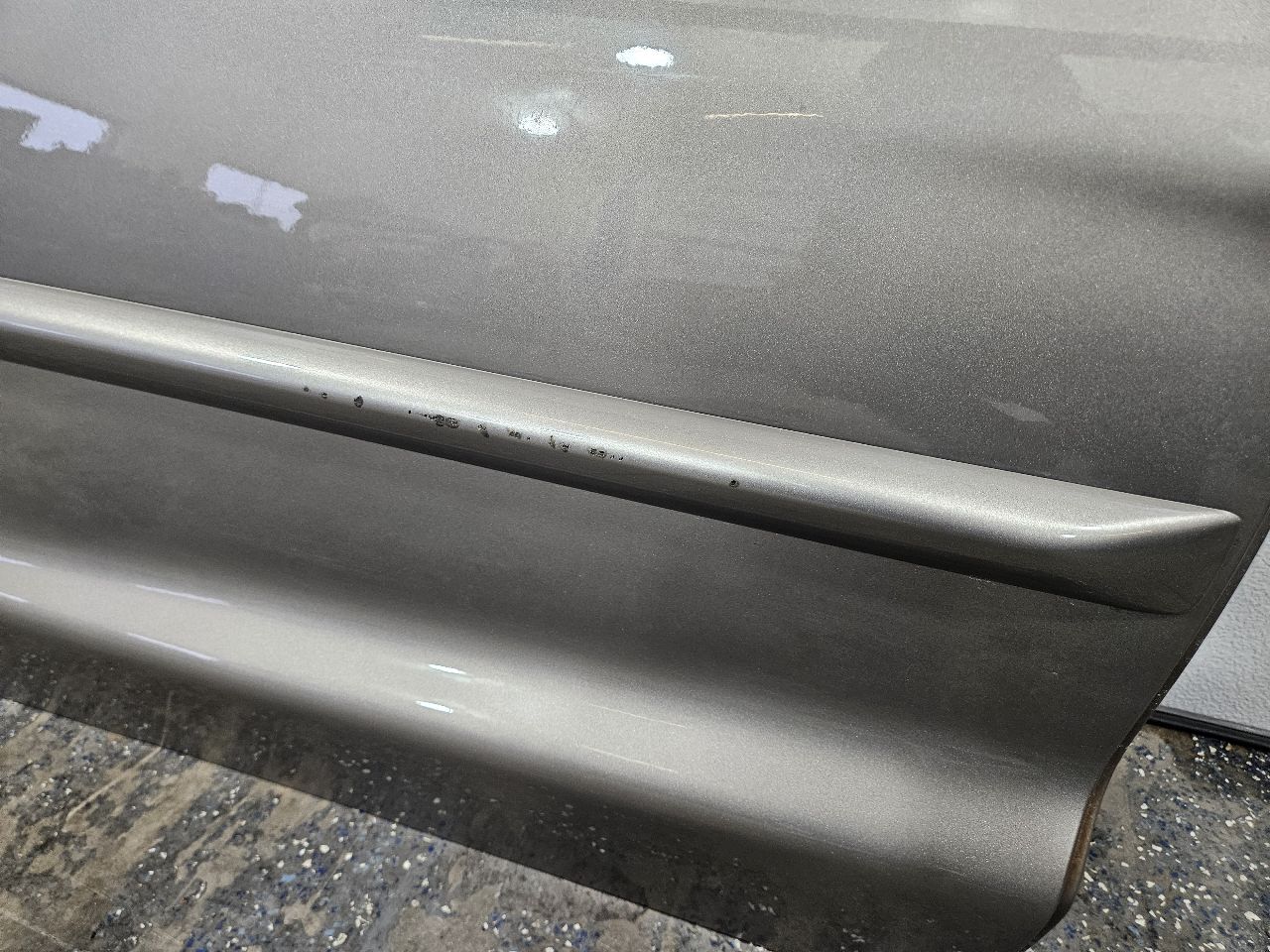 1998 CORVETTE RH PASSENGER PEWTER METALLIC 11U 27608 - image 7