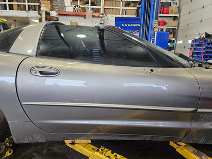 1998 CORVETTE RH PASSENGER PEWTER METALLIC 11U 27608 - image 13