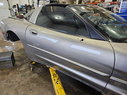 1998 CORVETTE RH PASSENGER PEWTER METALLIC 11U 27608 - image 14