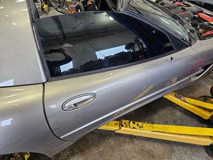 1998 CORVETTE RH PASSENGER PEWTER METALLIC 11U 27608 - image 16