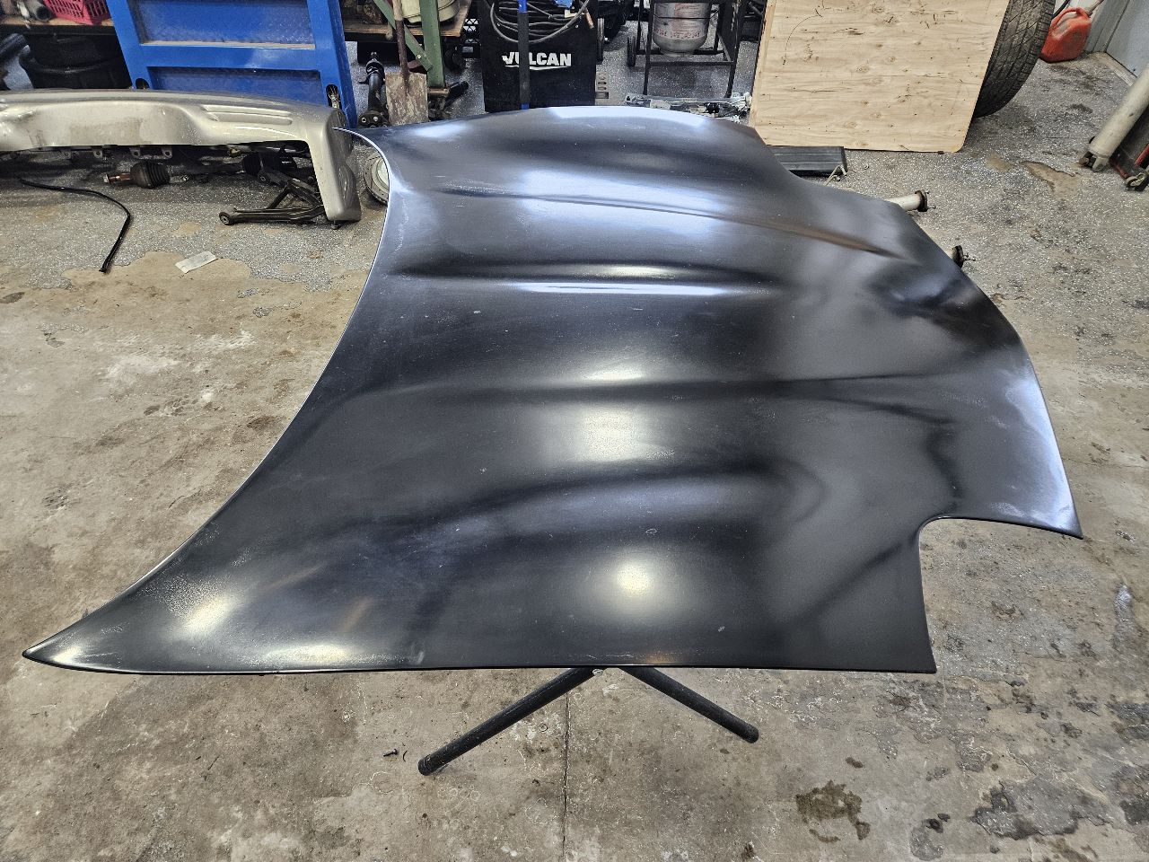1998 CORVETTE OEM HOOD PAINTED SATIN BLACK 27609 - image 7