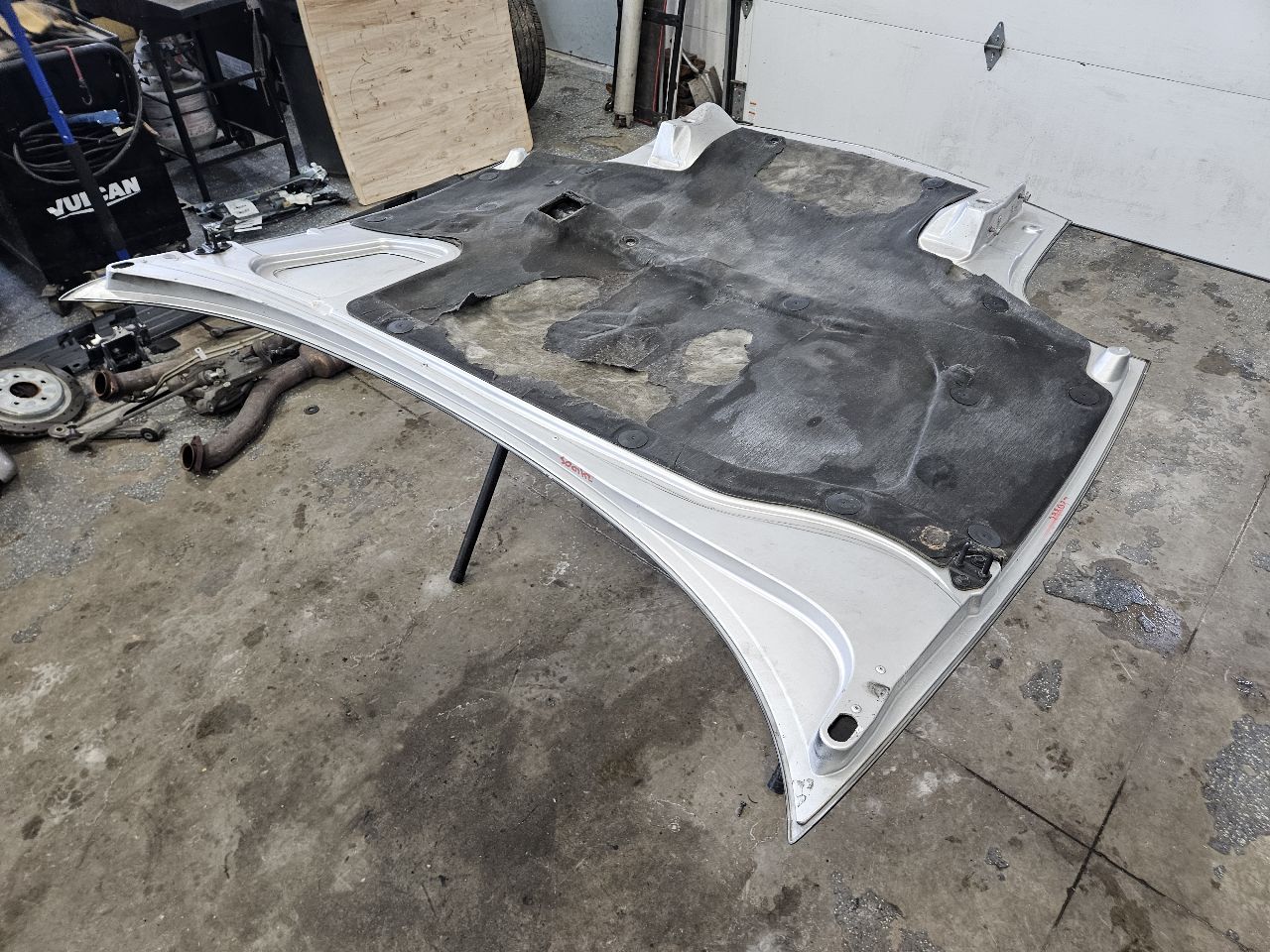1998 CORVETTE OEM HOOD PAINTED SATIN BLACK 27609 - image 14