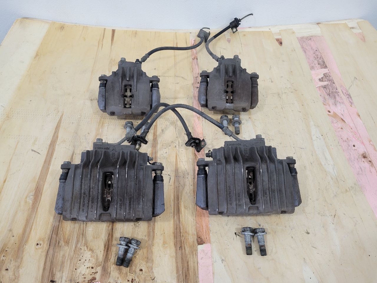 1998 CORVETTE SET OF 4 FRONT & REAR CALIPERS 27611 - image 1