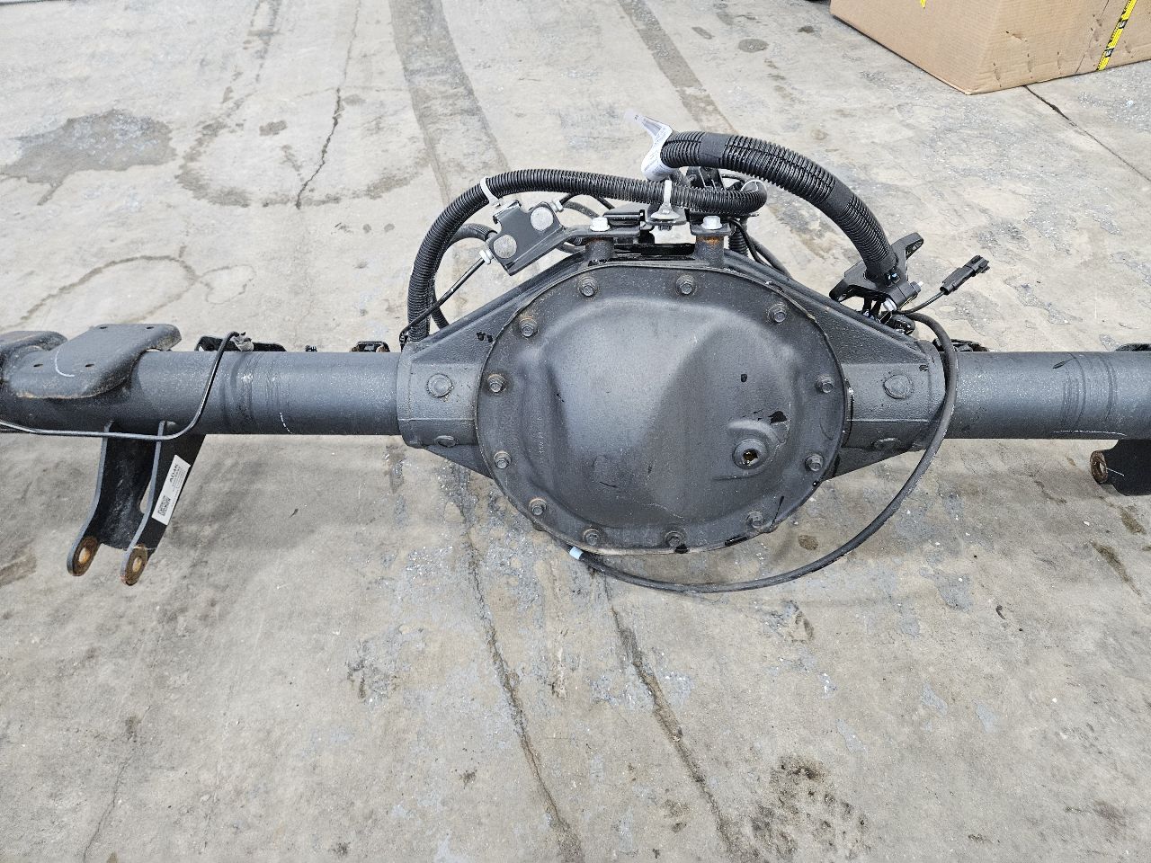 2021 SIERRA150 REAR AXLE 9.75" AT4 3.23 GU5 7K MILE 27656 - image 10