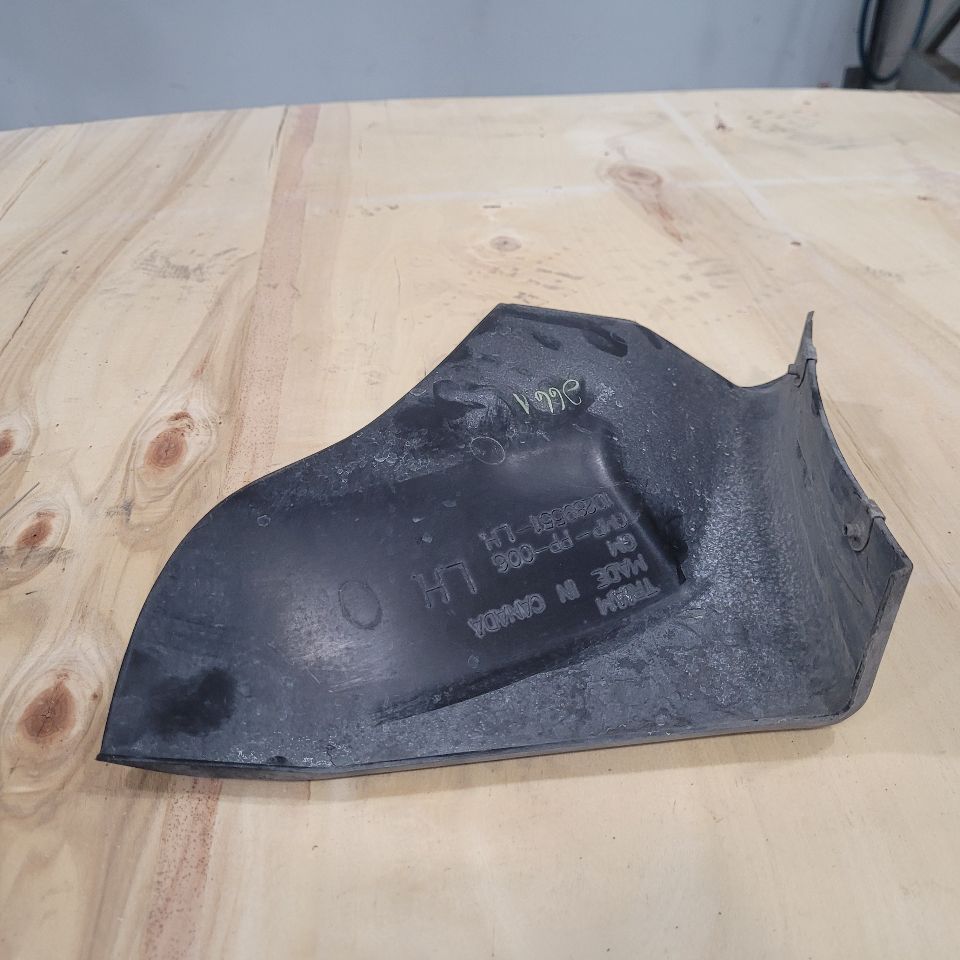 1998 CORVETTE LH FENDER INNER COVER SPLASH GUARD 27688 - image 5