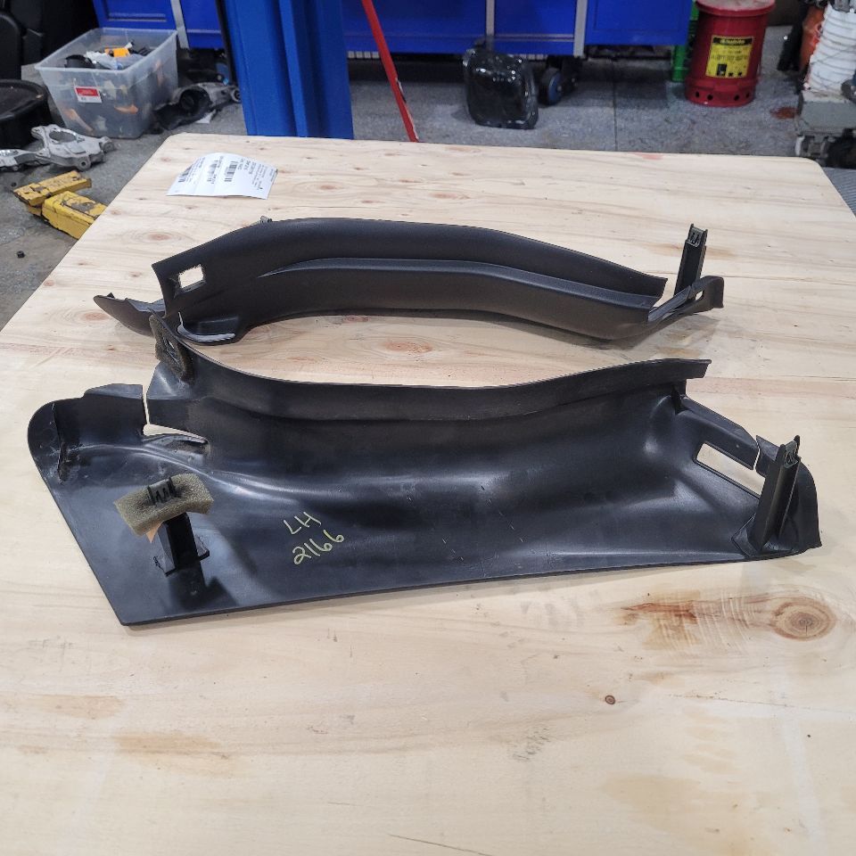1998 CORVETTE LOWER B PILLAR SEAT BELT TRIM COVERS 27698 - image 12