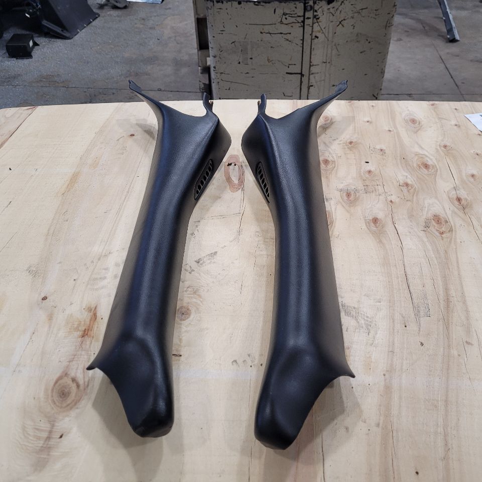 1998 CORVETTE INTERIOR A PILLAR TRIM PAIR LH RH 27707 - image 2