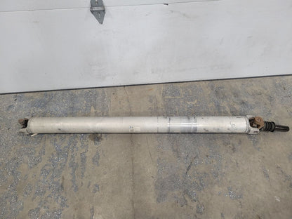 2015 ESCALADE 2WD REAR DRIVESHAFT 23469165 83K 27724 - image 1